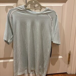 lululemon athletica light green
striped men's short sleeve tee